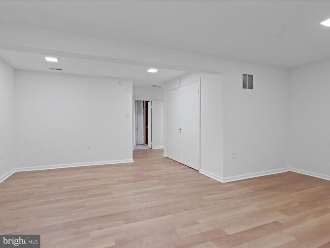 Building Photo - 5513 Ridgeton Hill Ct
