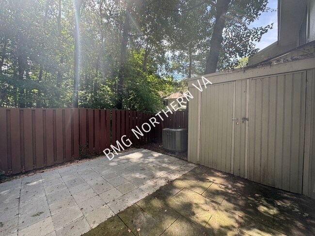 Building Photo - 2177 White Cornus Ln