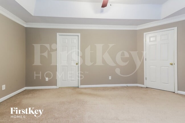 Building Photo - 2621 Conifer Green Way