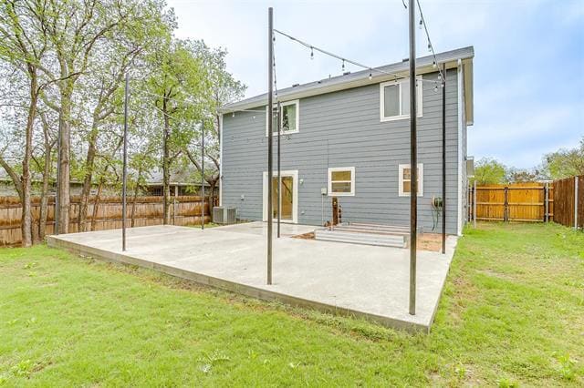 Building Photo - 5624 Donnelly Ave