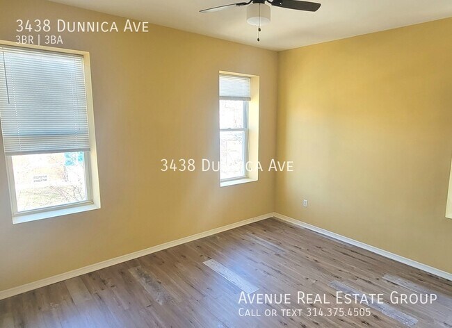 Building Photo - 3bd 2.5bth Townhouse in South St. Louis!