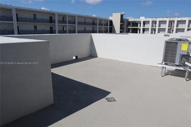 Building Photo - 8118 NW 42nd St