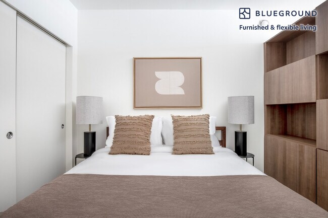 Building Photo - 120 Broadway-SI FL5-ID542