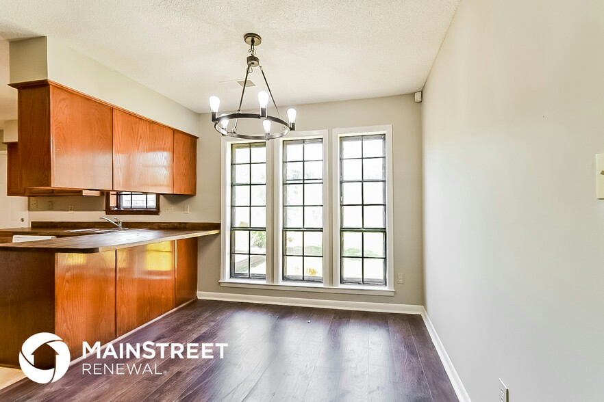 Building Photo - 4176 Runningbrook Cir