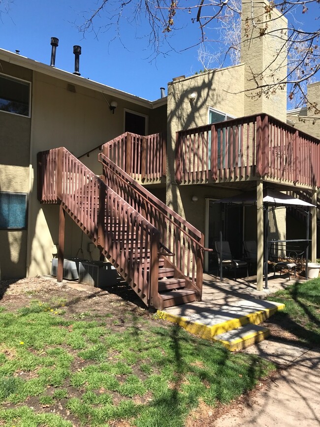 Building Photo - Spacious 1br/1ba Condo