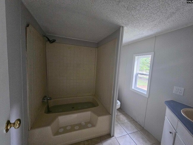 Building Photo - 4012 Mineral Springs Rd