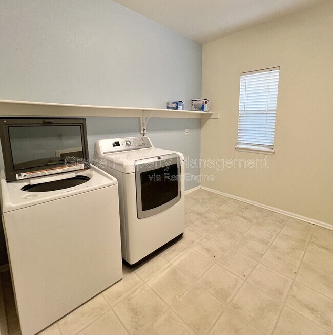 Building Photo - 22192 Pebble Brook Ln