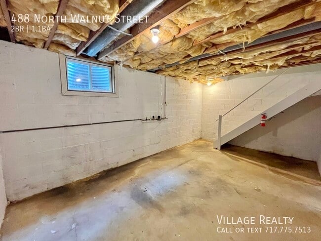 Building Photo - 488 N Walnut St
