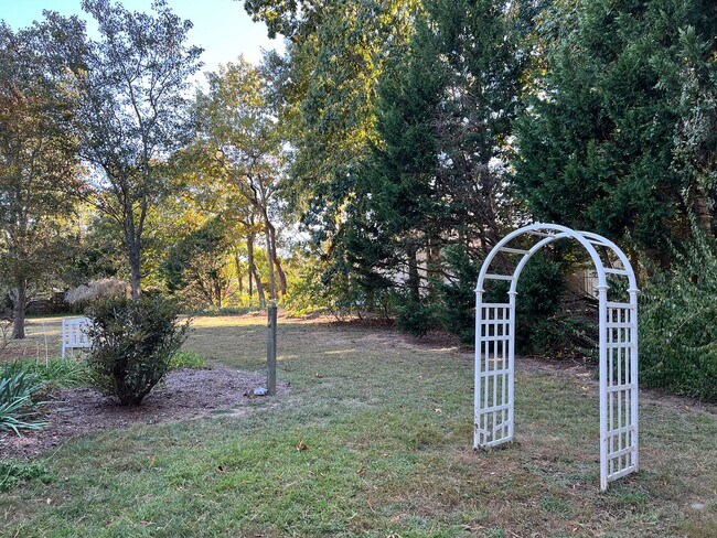 Building Photo - YEAR-ROUND - UNFURNISHED - SINGLE FAMILY - LEWES