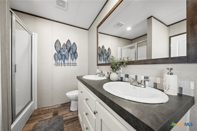 Building Photo - 2963 Barr Ln