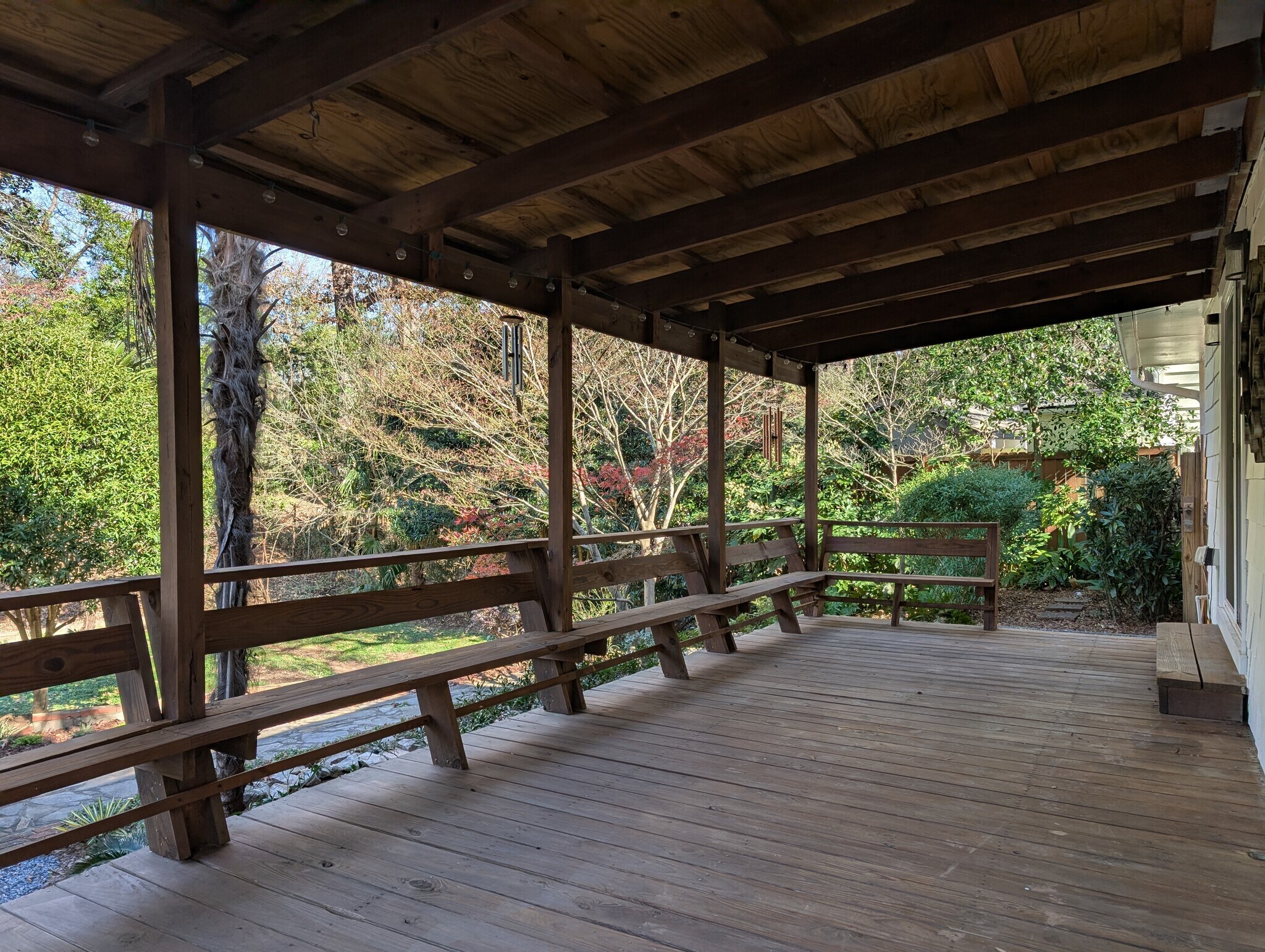 Building Photo - 1096 Oakfield Dr SE