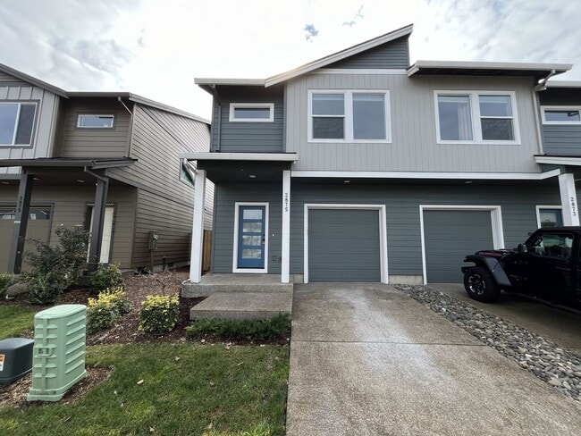Building Photo - Modern 2022-Built 3-Bedroom Home with Open Layout, Entertainer’s Kitchen. Near Parks & Playgrounds