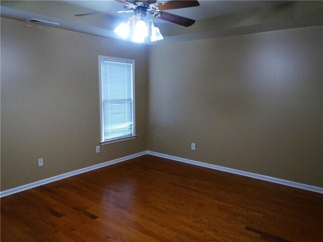 Building Photo - 3485 McClure Woods Dr
