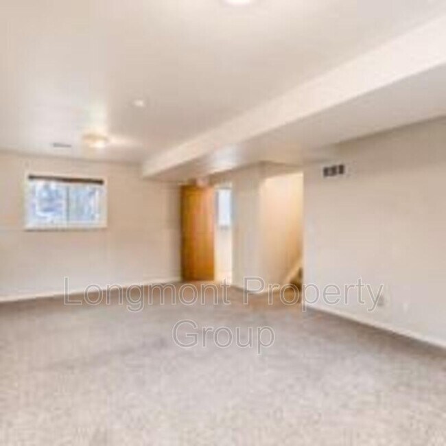 Building Photo - 2525 Lanyon Dr
