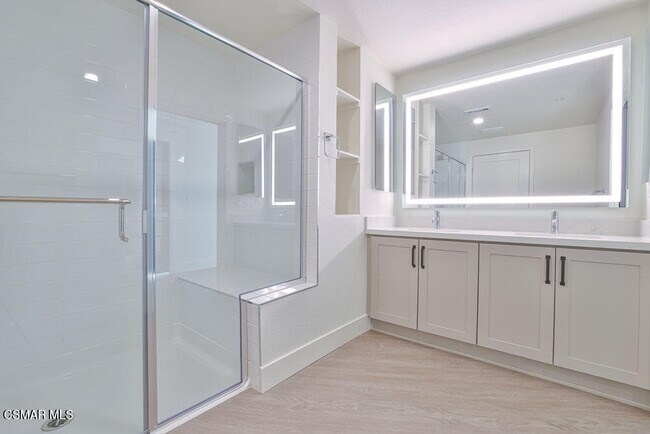 Building Photo - 1012 Vista del Mar Pl.