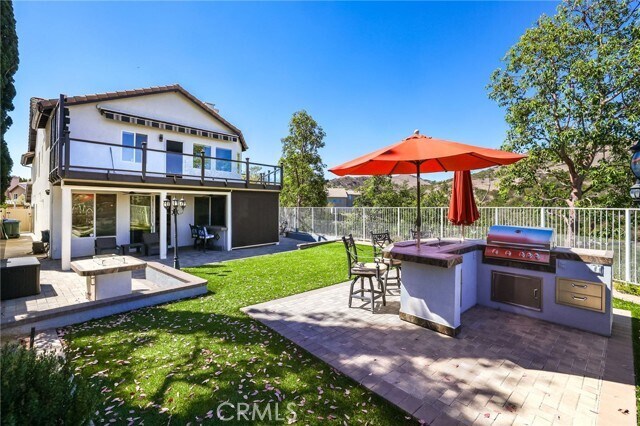 Building Photo - 52 Touraine Pl