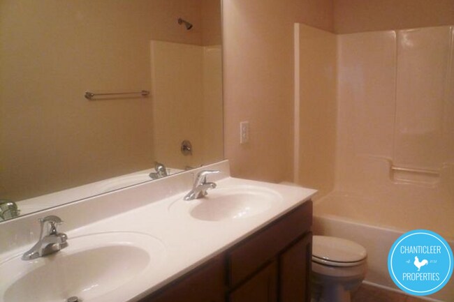 Building Photo - 2233 Sunny Cove Dr