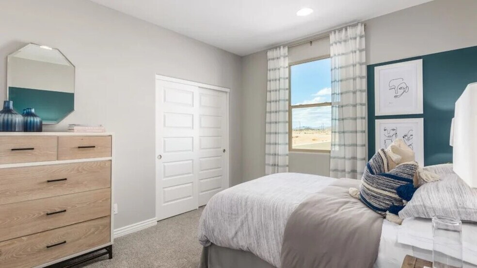 Building Photo - 25238 N 142nd Dr