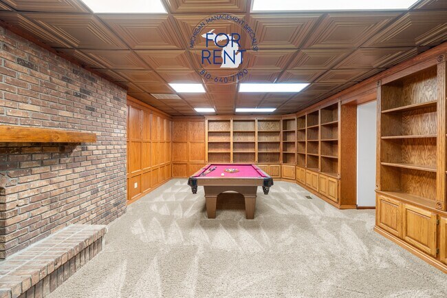 Building Photo - 7255 E Baldwin Rd