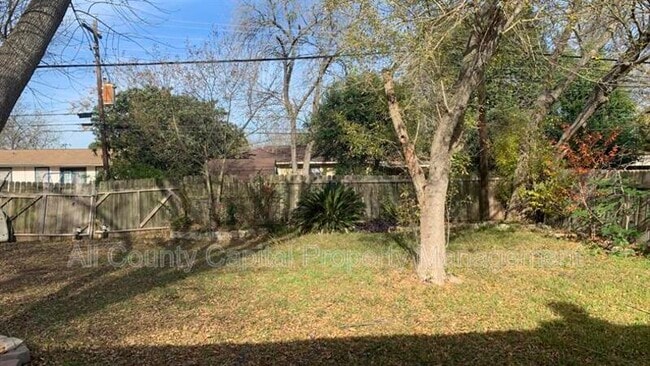 Building Photo - 1233 Conway Dr