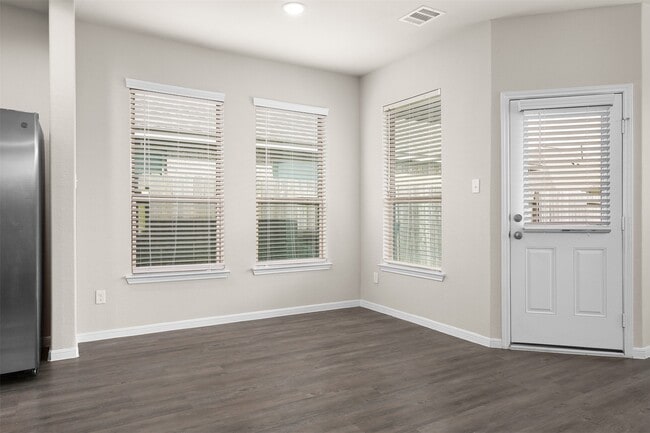 Building Photo - 13416 Silver Egret Ln