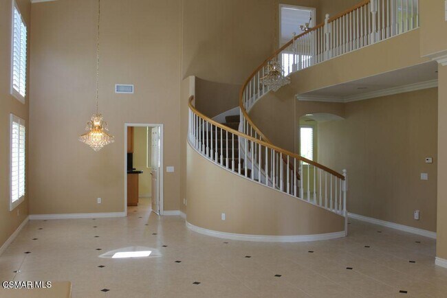 Building Photo - 2033 Yellowthroat Pl