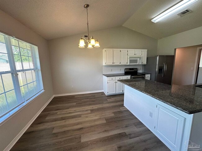 Building Photo - 9137 Daytona Dr