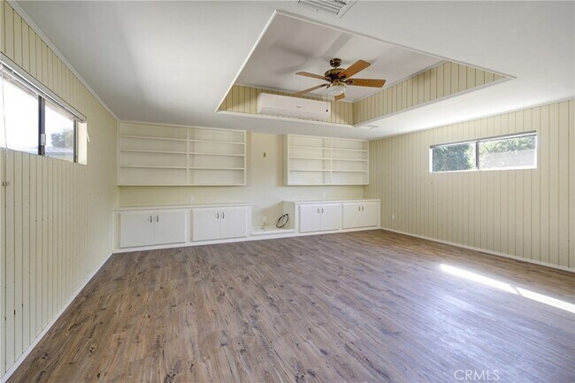 Building Photo - 2206 Radnor Ave