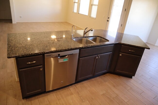 Building Photo - A Home You Have To See To Believe!!!