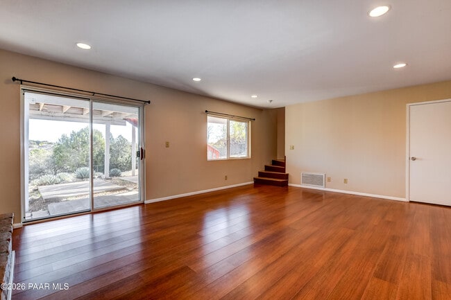 Building Photo - 2375 Shinnery Ln