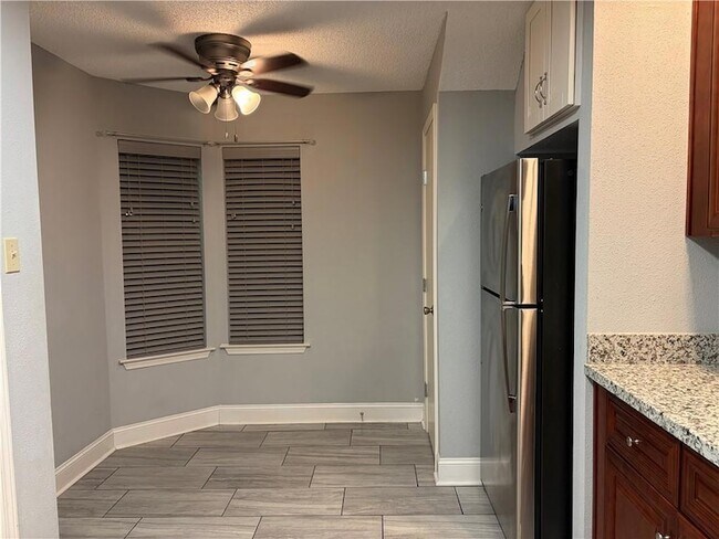 Building Photo - 177 Avant Garde Cir