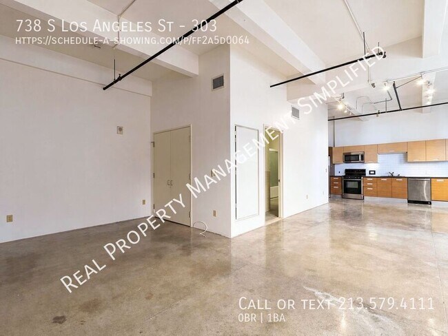 Building Photo - 738 S Los Angeles St