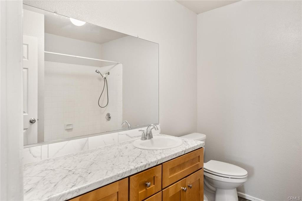 Building Photo - 1256 Warner St