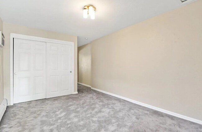 Building Photo - 4935 N Zuni St
