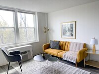 Building Photo - 2515 Burnet Ave