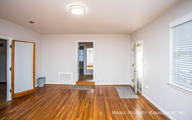 Building Photo - 3212 36th St