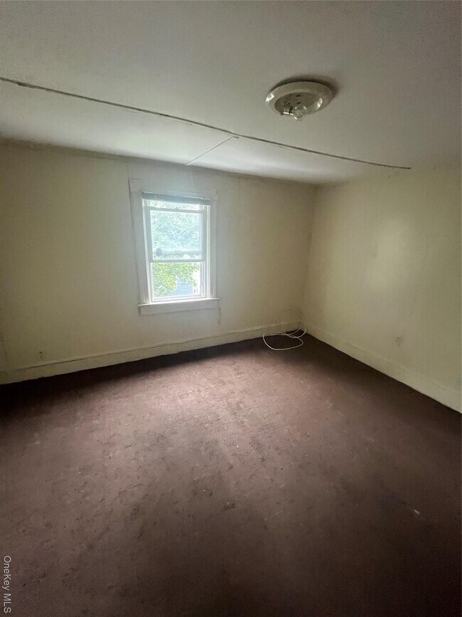 Building Photo - 57 Capron St