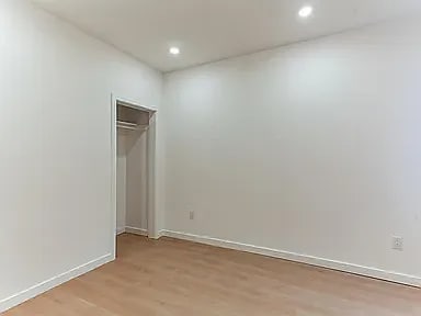 Building Photo - 5540 Bloyd St