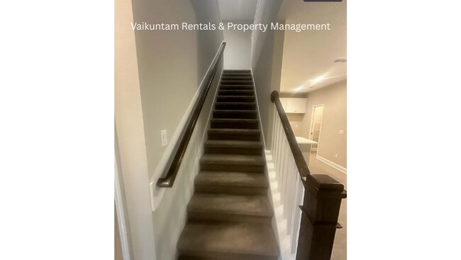 Building Photo - 761 Cherry Elm Dr