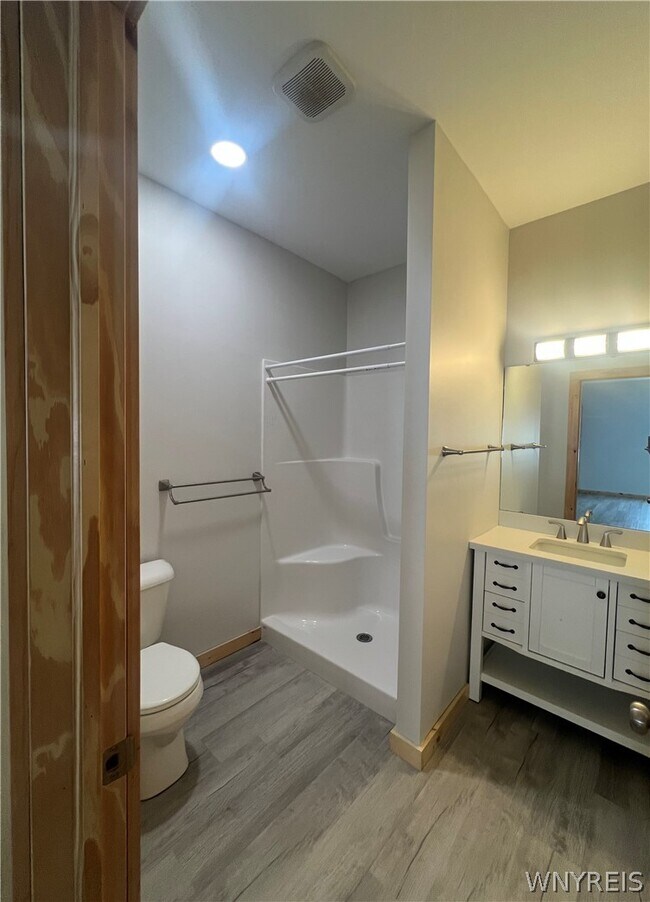 Building Photo - 15 Commerce Dr