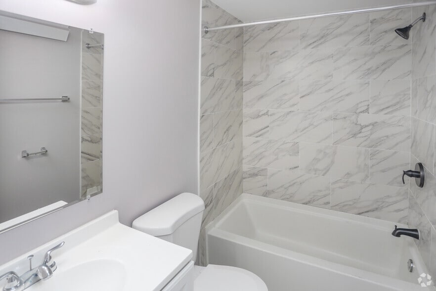 Maple Creek Village 3800 W Michigan St Indianapolis IN 46222