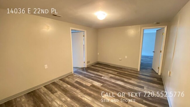 Building Photo - Newly Renovated 3-Bed, 1.5-Bath in Aurora,...