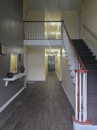 Building Photo - 80 Place Fontaine