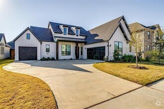 Building Photo - 1048 Bandon Dune