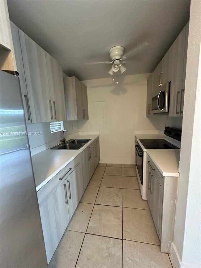 Building Photo - 11431 SW 187th St