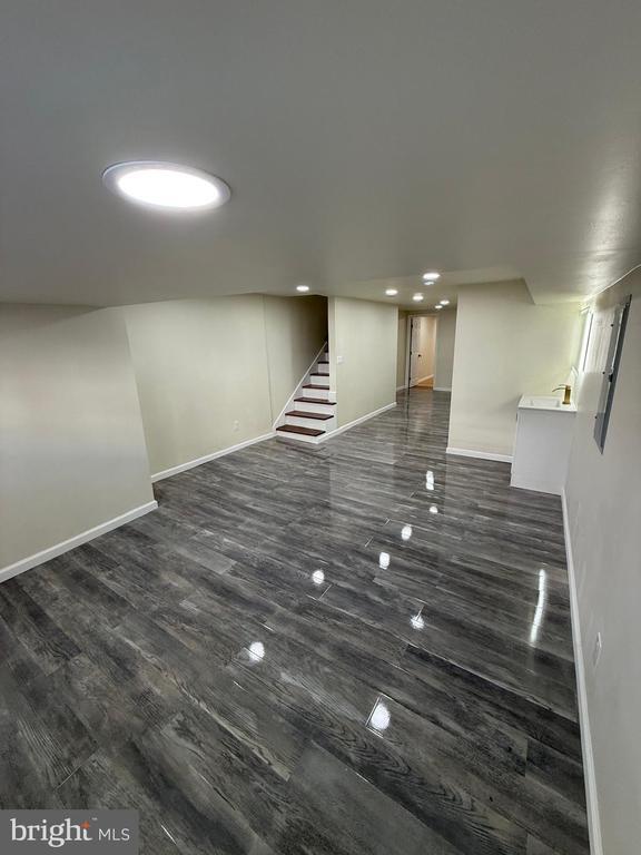 Building Photo - 5502 Master St