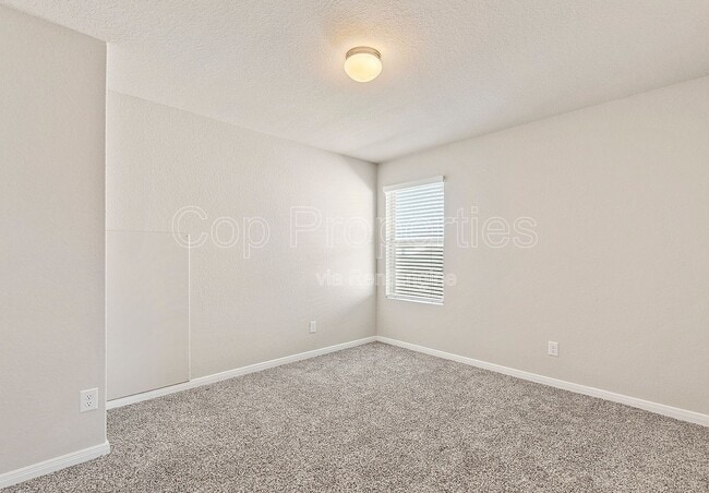 Building Photo - 5103 Topaz Bnd