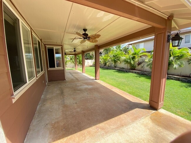Building Photo - Wide Open Spaces – Renovated 5-Bedroom Hom...