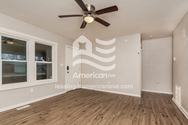 Building Photo - 2221 Cadie Ave