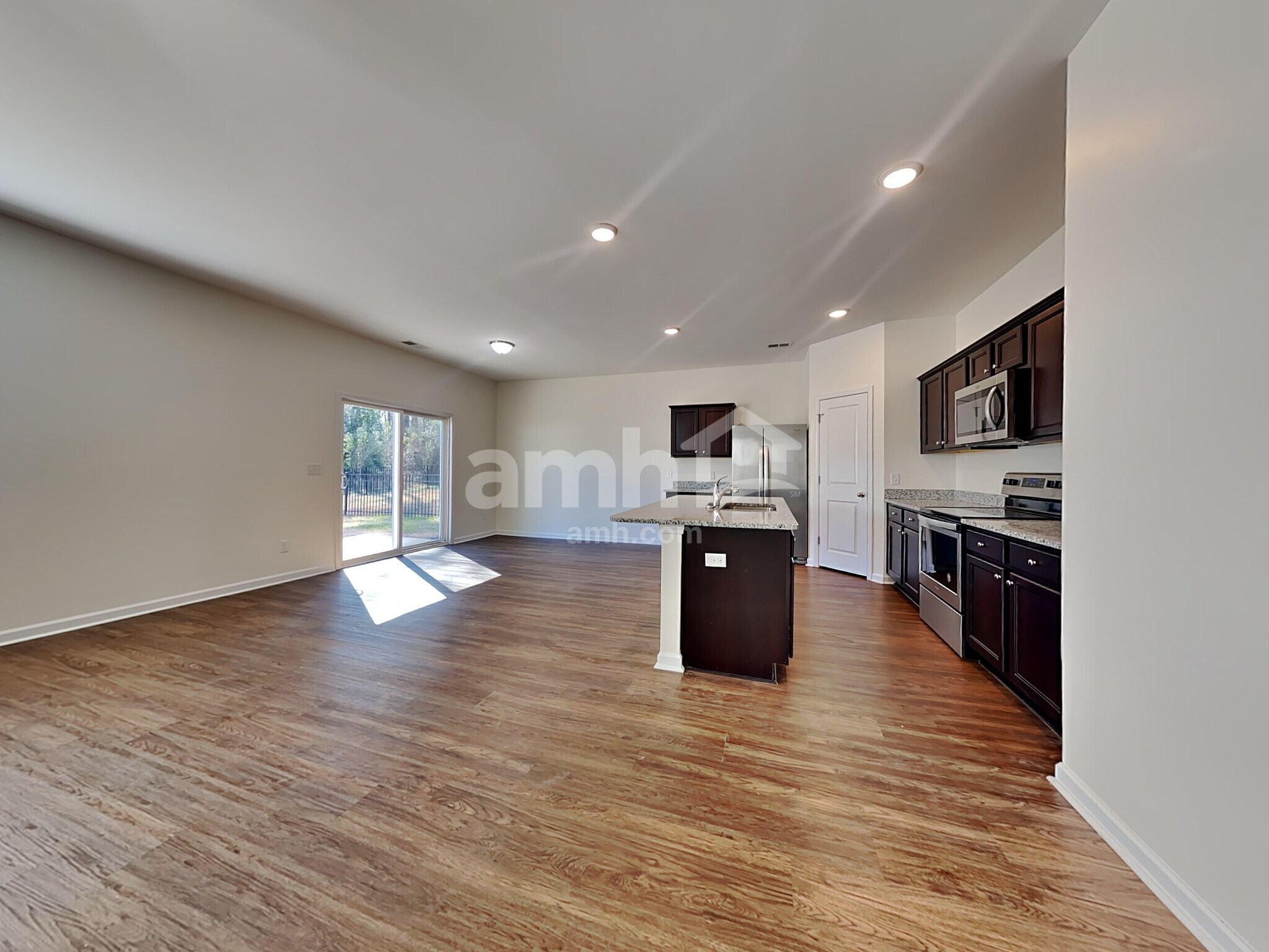 Building Photo - 220 Orion Way